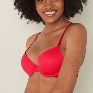 Victoria Secret Pink Wear Everywhere Push Up Bra